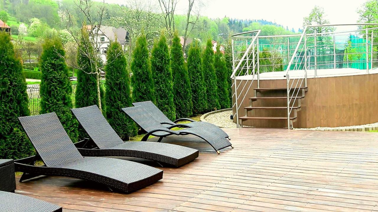 Hotel Olivia Medical Spa Skomielna Czarna Exterior photo